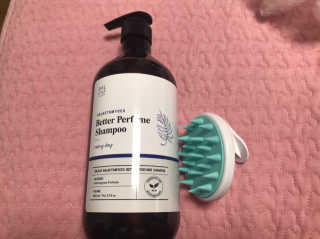 달리프 베러 퍼퓸 샴푸 1000ml 레이니데이 or 일랑로즈 — 5점을 준 리뷰어가 2018년 9월 올린 사용 사진