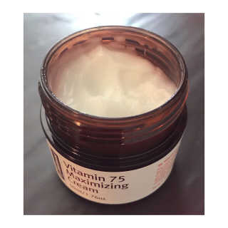바이 위시트랜드 VITAMIN 75 CREAM — 3.5점을 준 리뷰어가 2017년 11월 올린 사용 사진