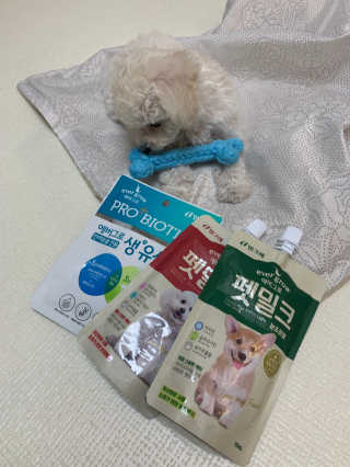 [빙그레] 에버그로 생유산균 1봉（10포입）+펫밀크2팩 — 4점을 준 리뷰어가 2019년 3월 올린 사용 사진