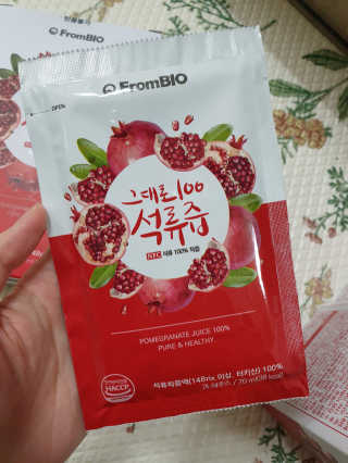 프롬바이오 오직 석류만 [그대로100 석류즙] 하루 1포로 건강하게 — 5점을 준 리뷰어가 2019년 12월 올린 사용 사진