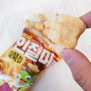 꼬북칩 달콩인절미맛 12봉지 — 5점을 준 리뷰어가 2019년 12월 올린 사용 사진