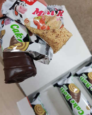 웰그린_댄싱카우 케이크 롤_미니 롤 스트로베리 — 4점을 준 리뷰어가 2019년 2월 올린 사용 사진