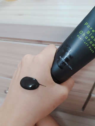 퓨어힐스 포어 클리어 블랙 챠콜 필오프 팩 — 3점을 준 리뷰어가 2019년 3월 올린 사용 사진