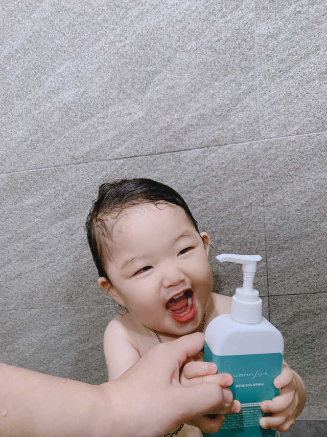 엄마프움 시알릴락토스 오가닉 샴푸앤바스 리뷰 사진