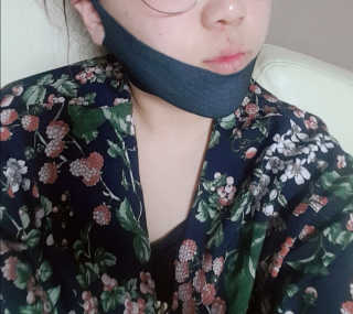어웨이크어슬립 어슬립 페이스 리프트업 밴드 — 3점을 준 리뷰어가 2018년 5월 올린 사용 사진