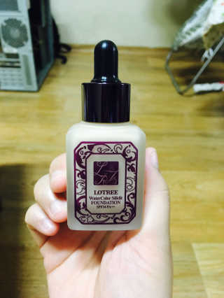 로트리 수채화 실크핏 파운데이션SPF34 PA++ — 4점을 준 리뷰어가 2016년 10월 올린 사용 사진