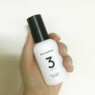누메로 3 데이라이트 에센스 — 4.5점을 준 리뷰어가 2016년 9월 올린 사용 사진