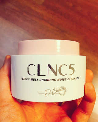 CLNC5 워터 멜트 체인징 클렌저 — 4.67점을 준 리뷰어가 2018년 8월 올린 사용 사진