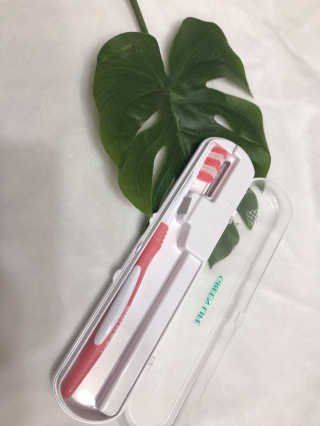 네온마켓 청정일기 휴대용 칫솔살균기 — 4점을 준 리뷰어가 2019년 2월 올린 사용 사진