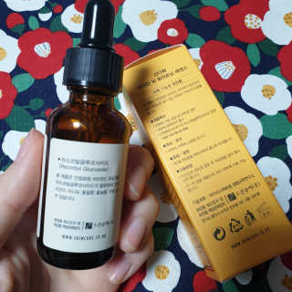[스킨큐어] 산다화 비타민C 화이트닝 에센스 30ml — 5점을 준 리뷰어가 2020년 3월 올린 사용 사진
