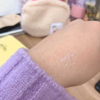 [블랙루즈] 펄블리 아이 글리터 2종 — 4점을 준 리뷰어가 2019년 1월 올린 사용 사진