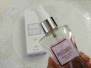 레드컨테이너 페로몬향 퍼퓸 바디미스트 80ml — 4.5점을 준 리뷰어가 2020년 2월 올린 사용 사진