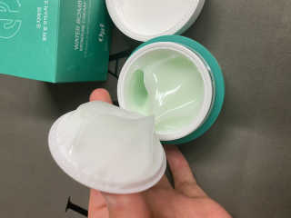 오지아이 워터 밤 모이스처 크림 50ml — 4.5점을 준 리뷰어가 2020년 2월 올린 사용 사진
