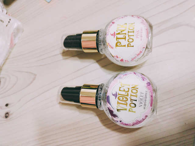 바디홀릭 바디미스트 바이올렛포션+핑크포션 리뷰 사진