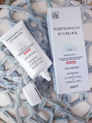 지고트 화이트닝 유브이 썬블럭 크림 70ml,1+1 — 3점을 준 리뷰어가 2019년 8월 올린 사용 사진