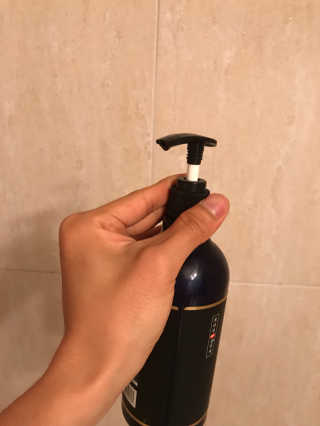 다슈코리아 다슈 데일리 한방 두피 골드 샴푸 500ml — 5점을 준 리뷰어가 2017년 6월 올린 사용 사진