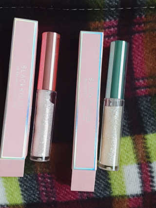 [블랙루즈] 펄블리 아이 글리터 2종 — 4점을 준 리뷰어가 2019년 1월 올린 사용 사진