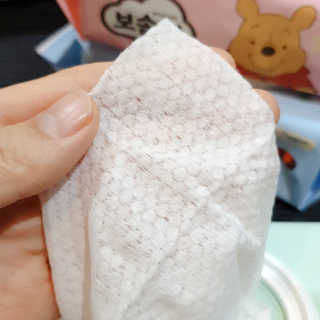 보솜이 아기물티슈 베이비케어 푸에디션 캡 74매 10입 — 4.5점을 준 리뷰어가 2019년 4월 올린 사용 사진