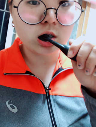 큐어스크립트 닥터폴스 치약 라임만다린향 — 4점을 준 리뷰어가 2018년 3월 올린 사용 사진