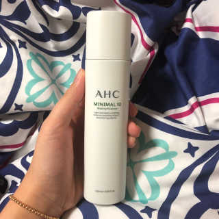 AHC 에이 에이치 씨 미니멀 10 워터리 에센스 — 5점을 준 리뷰어가 2018년 12월 올린 사용 사진