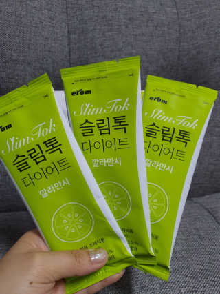 [이롬] 슬림톡 다이어트（오트or깔라만시 랜덤1종） — 5점을 준 리뷰어가 2019년 5월 올린 사용 사진