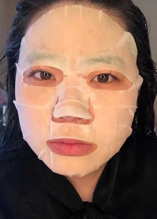 글로우힐 [글로우 힐] 글램 골드 메이크업 페이셜 마스크 5 개 세트 — 4.33점을 준 리뷰어가 2018년 9월 올린 사용 사진