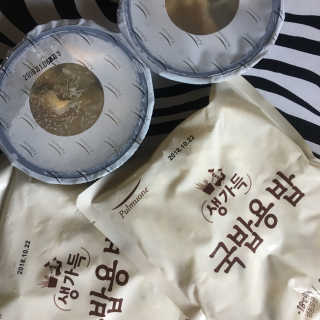 [풀무원] 사골곰탕국밥 황태해장국밥 — 4.67점을 준 리뷰어가 2018년 6월 올린 사용 사진