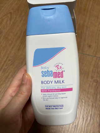 세바메드 베이비 바디밀크 200ml — 5점을 준 리뷰어가 2019년 12월 올린 사용 사진