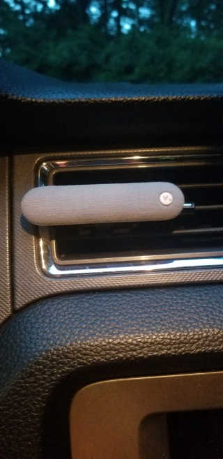 Vistic Car Air Freshener - Drec — 5점을 준 리뷰어가 2018년 7월 올린 사용 사진
