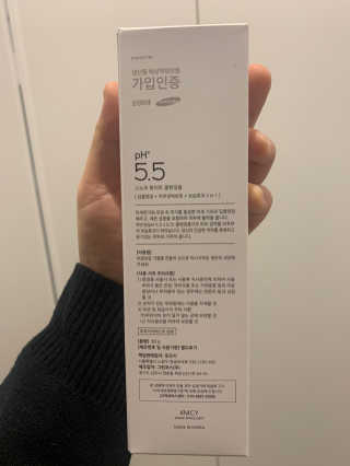 포므시 스노우화이트클렌징폼pH5.5 — 5점을 준 리뷰어가 2020년 3월 올린 사용 사진