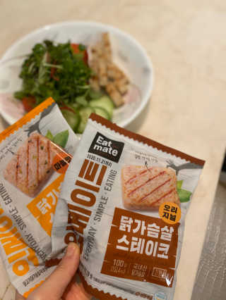 랭킹닭컴 잇메이트 닭가슴살 스테이크 혼합 1kg — 5점을 준 리뷰어가 2019년 12월 올린 사용 사진