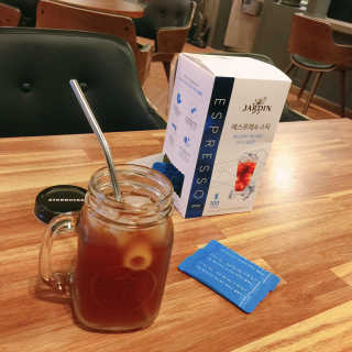 에코앤드] 환경을 생각한 스테인레스 빨대[직선,밴딩] — 5점을 준 리뷰어가 2019년 5월 올린 사용 사진