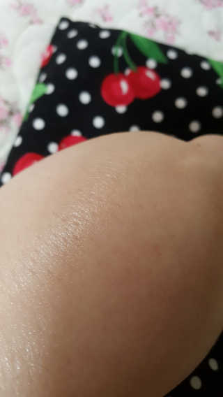 쥴라이Jullai 슈퍼 12 바운스 선 플루이드 SPF50+ PA++++ — 5점을 준 리뷰어가 2019년 8월 올린 사용 사진