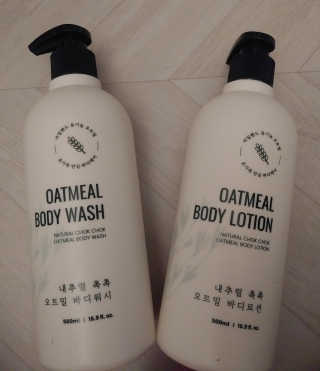 (주)에네스티 내추럴 촉촉  오트밀 바디워시 500ml — 5점을 준 리뷰어가 2019년 12월 올린 사용 사진