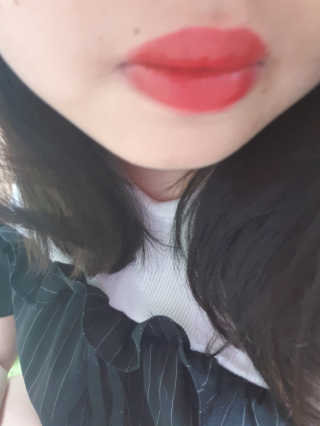 [블랙루즈] 에어 핏 촉촉틴트 + 크리미 벨벳 립크레용 — 3.33점을 준 리뷰어가 2018년 7월 올린 사용 사진