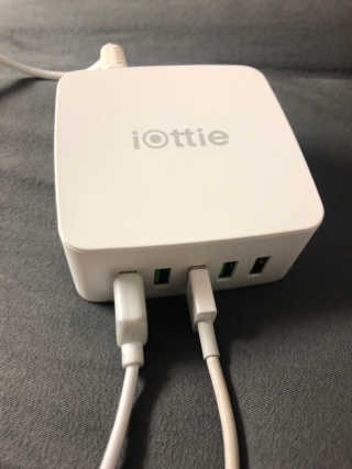 아이오티코리아 아이오티 5포트 USB 멀티 충전기 — 5점을 준 리뷰어가 2019년 2월 올린 사용 사진