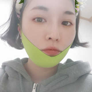 스케덤 시카 리프팅밴드 — 4.5점을 준 리뷰어가 2019년 4월 올린 사용 사진