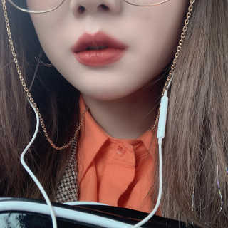 [블랙루즈] 에어 핏 벨벳 틴트3 택1+랜덤1 — 5점을 준 리뷰어가 2019년 3월 올린 사용 사진