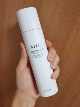 AHC 에이 에이치 씨 미니멀 10 워터리 에센스 — 4.33점을 준 리뷰어가 2018년 12월 올린 사용 사진