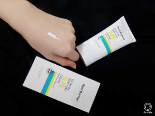 리얼베리어 익스트림 모이스처 선크림 SPF50+ PA++++ — 4점을 준 리뷰어가 2019년 4월 올린 사용 사진