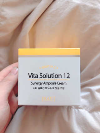 지고트 비타솔루션12 시너지 앰플 크림 100ml — 5점을 준 리뷰어가 2019년 6월 올린 사용 사진