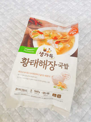 [풀무원] 사골곰탕국밥 황태해장국밥 — 5점을 준 리뷰어가 2018년 6월 올린 사용 사진