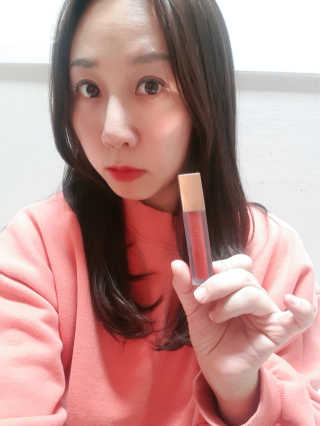 [블랙루즈] 에어 핏 벨벳 틴트5 1+1 — 5점을 준 리뷰어가 2019년 11월 올린 사용 사진