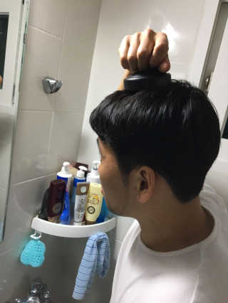 다슈코리아 다슈 데일리 스칼프 스케일링 샴푸 브러쉬 — 5점을 준 리뷰어가 2018년 3월 올린 사용 사진