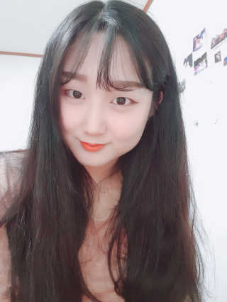 보나쥬르 그린티워터밤 수분크림 — 3.83점을 준 리뷰어가 2018년 2월 올린 사용 사진
