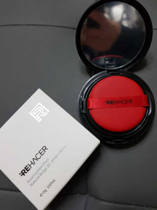 리하셀 아우라 쿠션 팩트 21호,23호 SPF50+ PA++++ — 5점을 준 리뷰어가 2019년 10월 올린 사용 사진