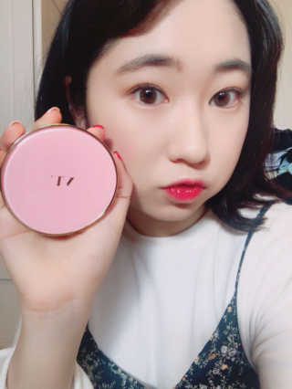 브이티 코스메틱 VT 리얼 콜라겐 팩트 — 3.5점을 준 리뷰어가 2017년 2월 올린 사용 사진