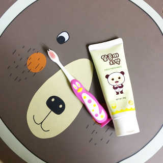 달곰이 어린이 치약+어린이 칫솔 SET — 5점을 준 리뷰어가 2017년 9월 올린 사용 사진