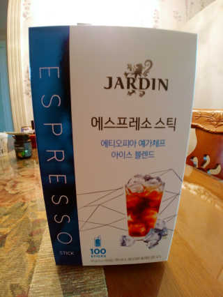 (주)쟈뎅 [쟈뎅] 에스프레소스틱 아이스블렌드 — 4.5점을 준 리뷰어가 2019년 5월 올린 사용 사진