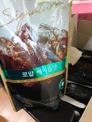 (주)쟈뎅 쟈뎅 시그니처 블랙, 헤이즐넛 230ml — 4.67점을 준 리뷰어가 2018년 7월 올린 사용 사진
